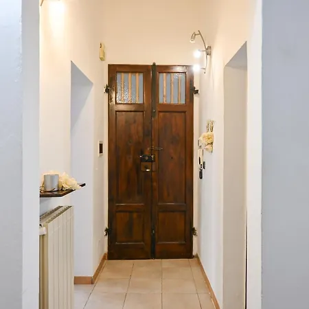 - Eden Garden Flat *
