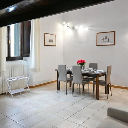 - Eden Garden Flat *
