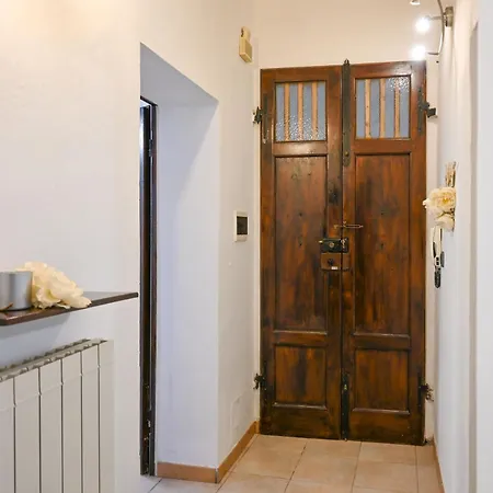 - Eden Garden Flat *