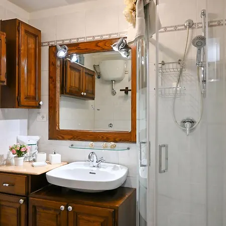 - Eden Garden Flat Apartment *