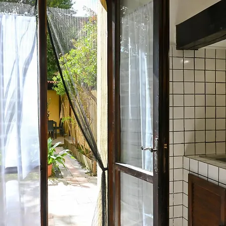 - Eden Garden Flat Pisa
